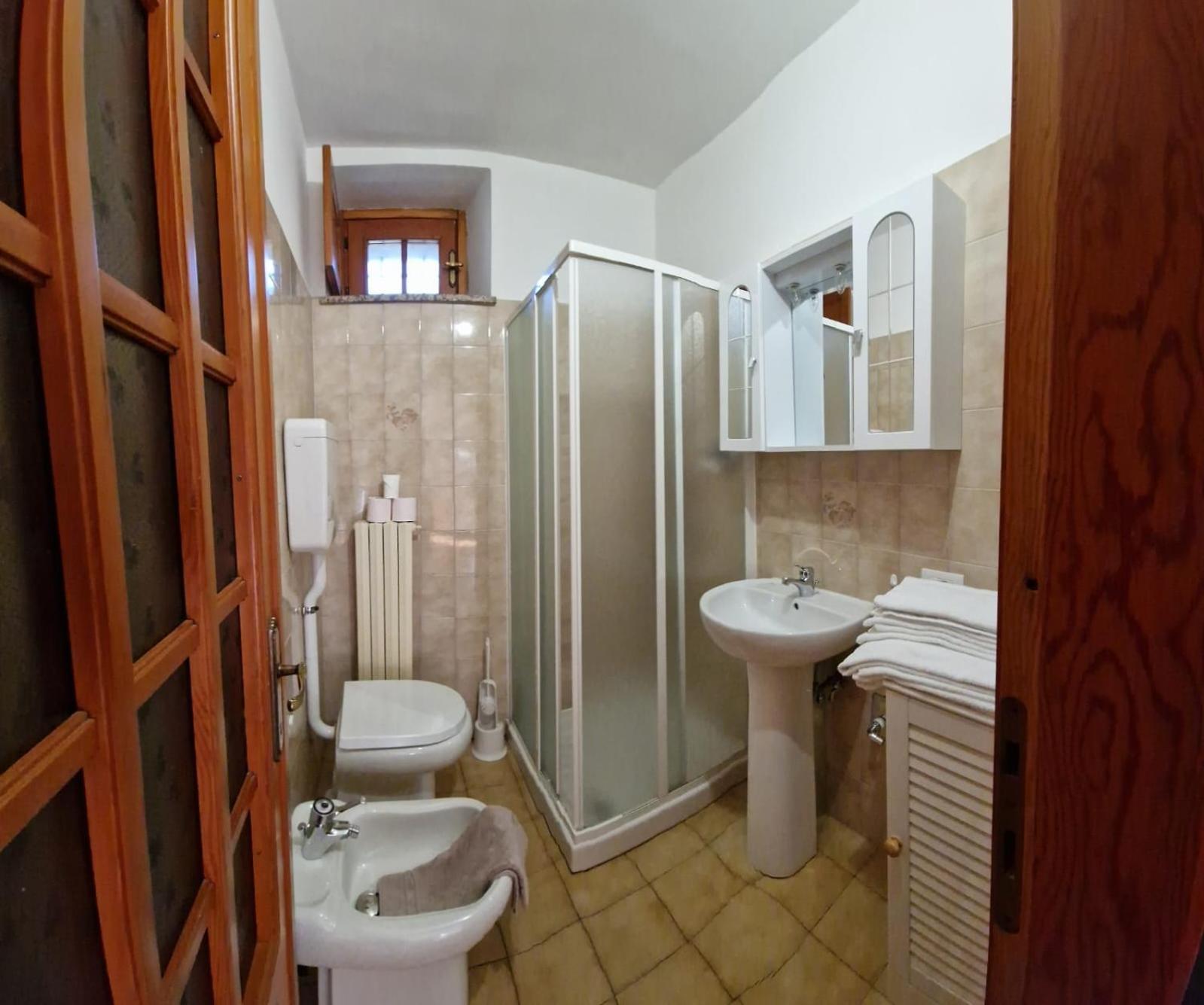 奥斯塔A Casa Di Gio公寓 外观 照片
